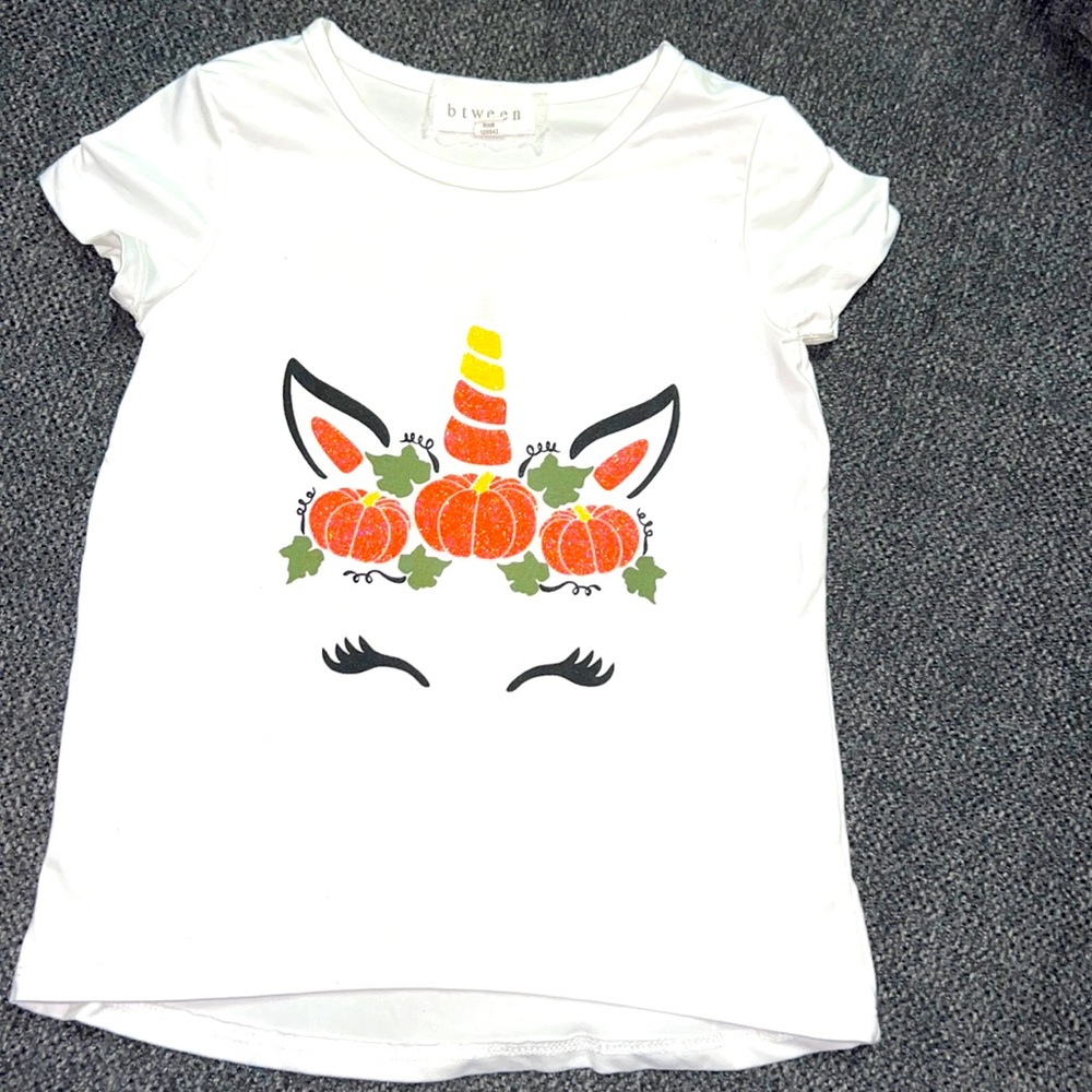 Never worn! 4T